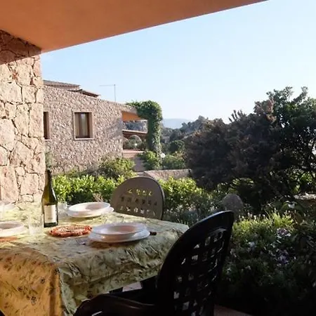 Villino Saccu Tatil Evi *